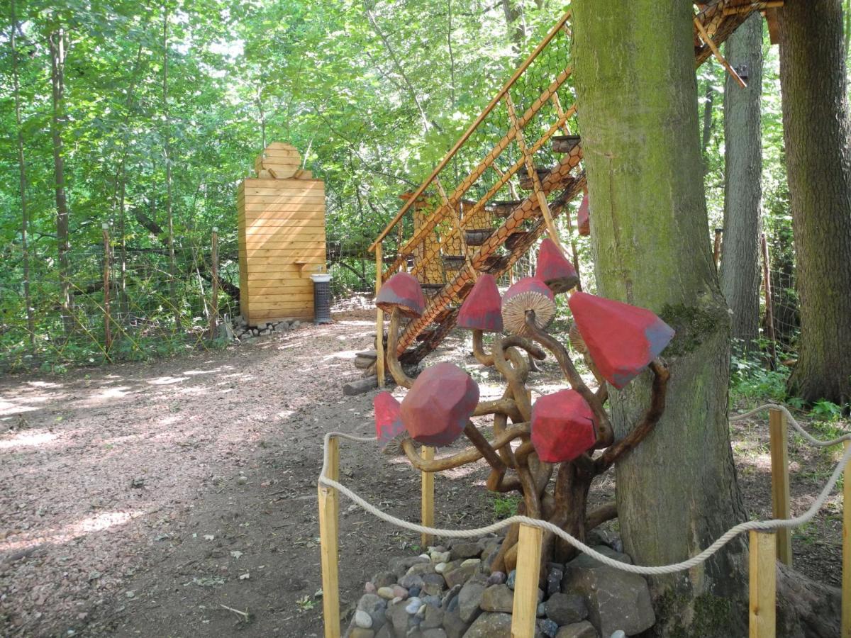 Treehouse V Brdech Villa Bohutin  ภายนอก รูปภาพ